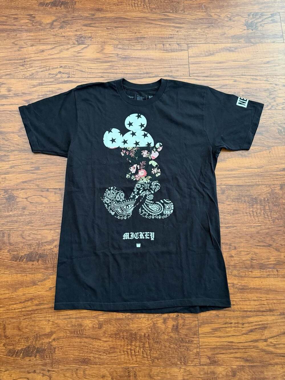 Disney Collection by Neff Mickey Mouse Silhouette Floral Paisley Star Graphic T-